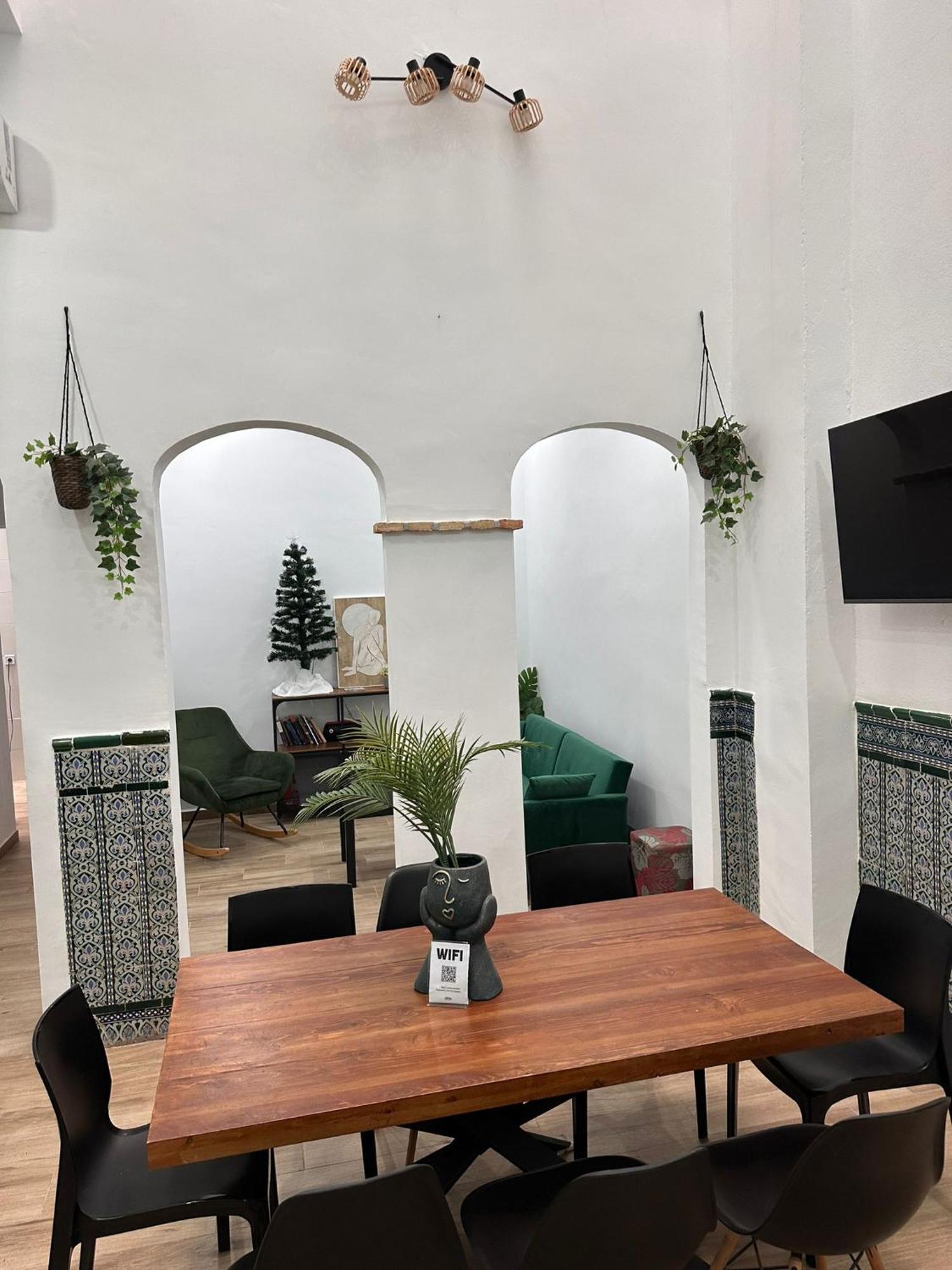 Triana Riverside Guesthouse Sevilla Kültér fotó